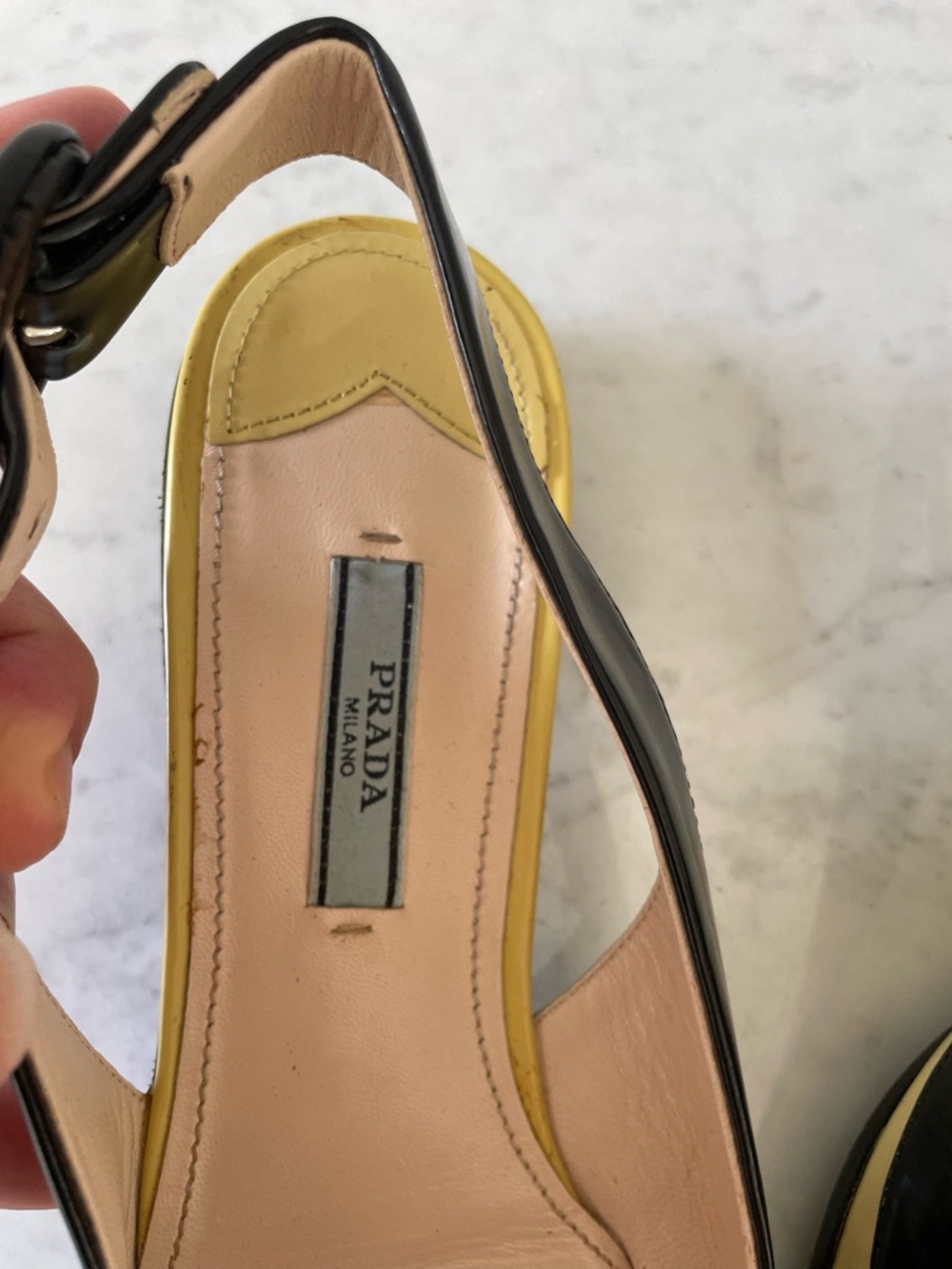 Prada Ananas + Nero pointed-toe slingback shoes in yellow and black Size 37 1/2 - Picture 6 of 12